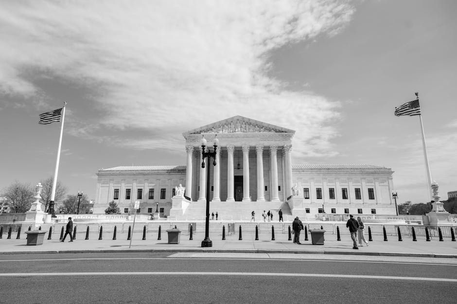 États-Unis : la Cour suprême examine la révocation du statut protégeant des immigrés haïtiens et syriens