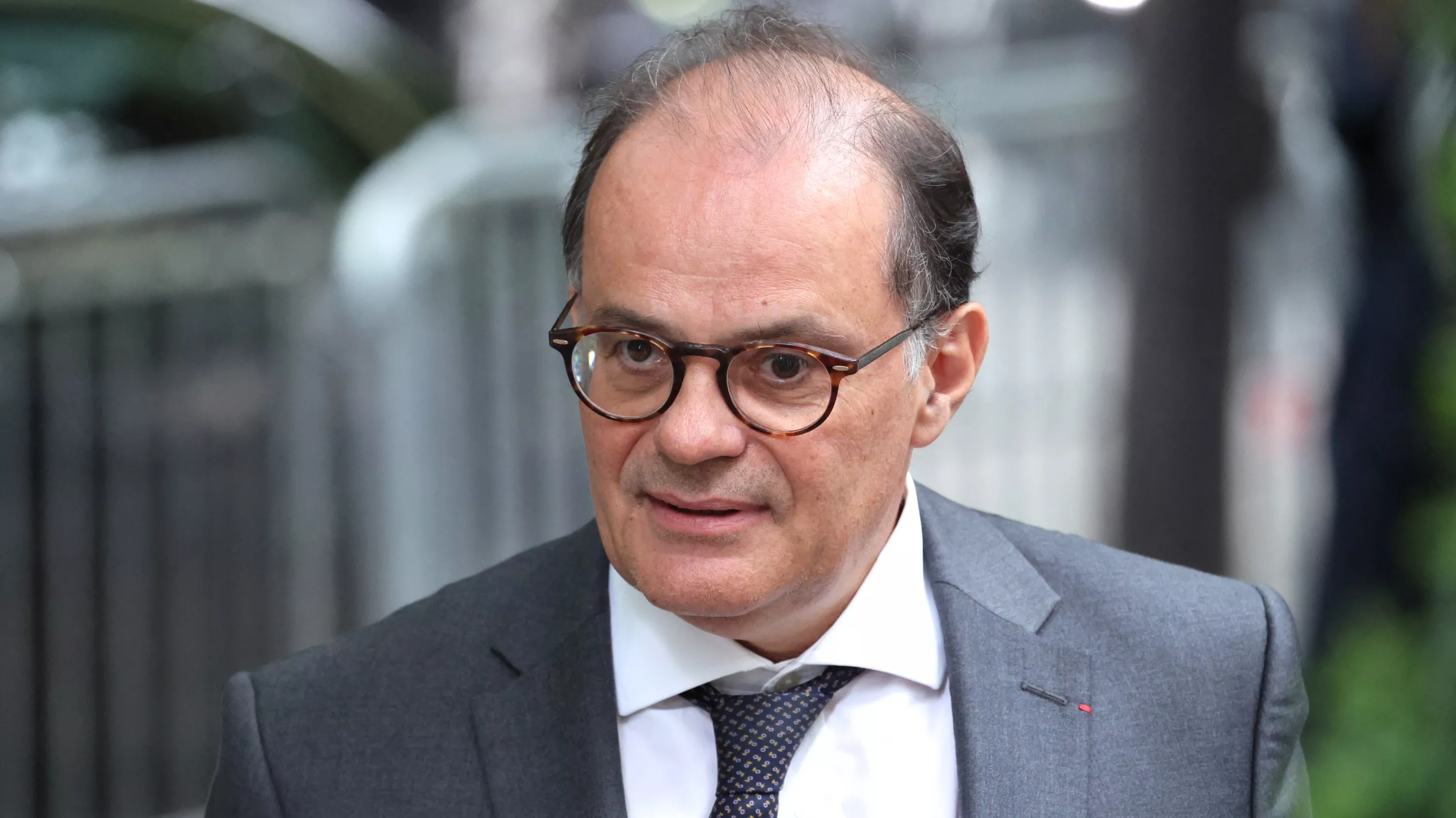 Effacer la dette : le gouverneur de la Banque de France juge la proposition de Jean-Luc Mélenchon «illégale, dangereuse et inutile»