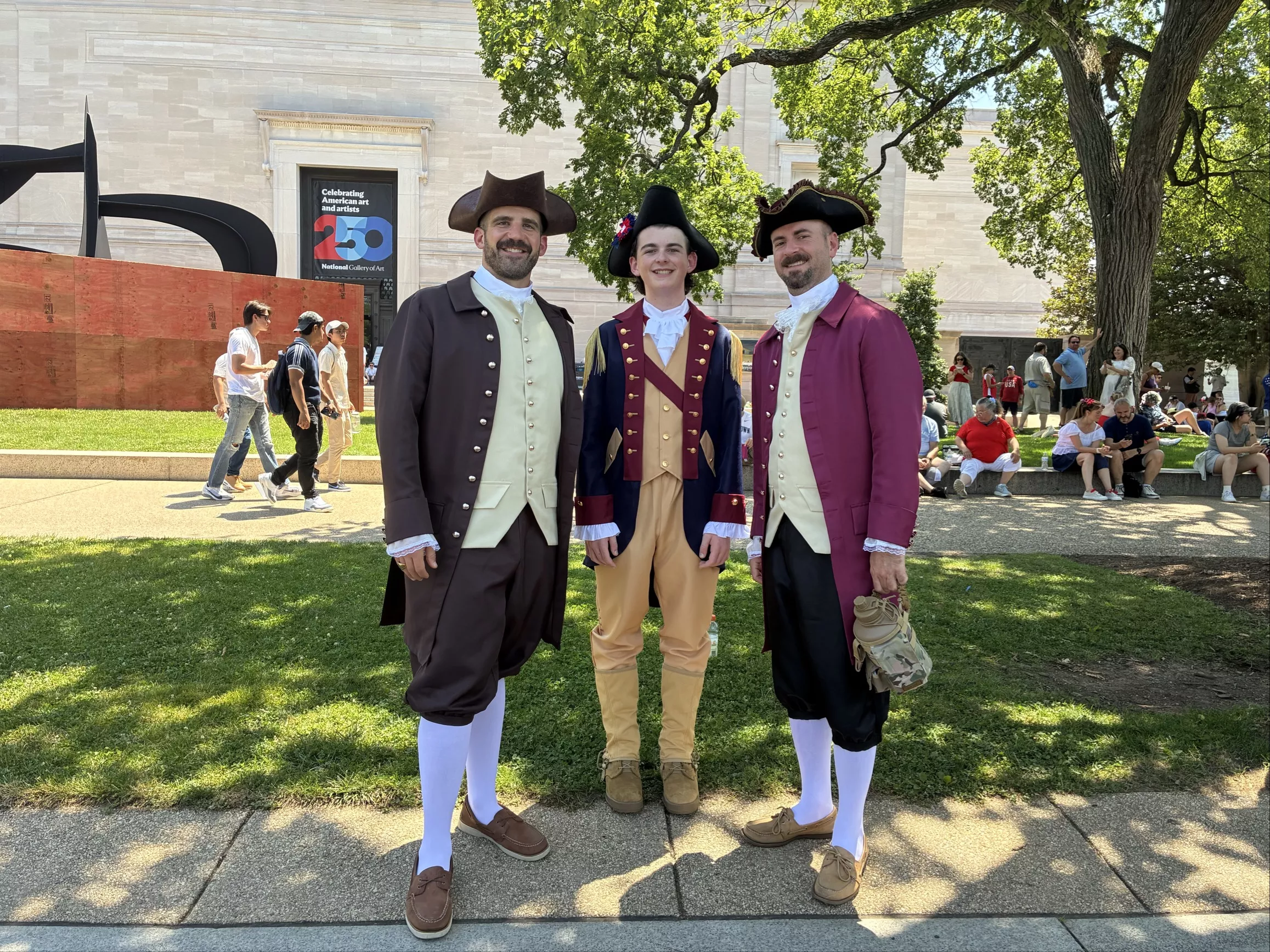 EN DIRECT - 250 ans de l’indépendance des États-Unis : la foule déjà nombreuse à Washington