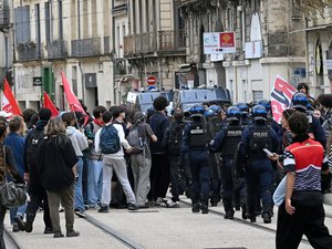 EN DIRECT Blocus des lycées : nouvelle journée de mobilisation, 400 à 500 établissements totalement ou 