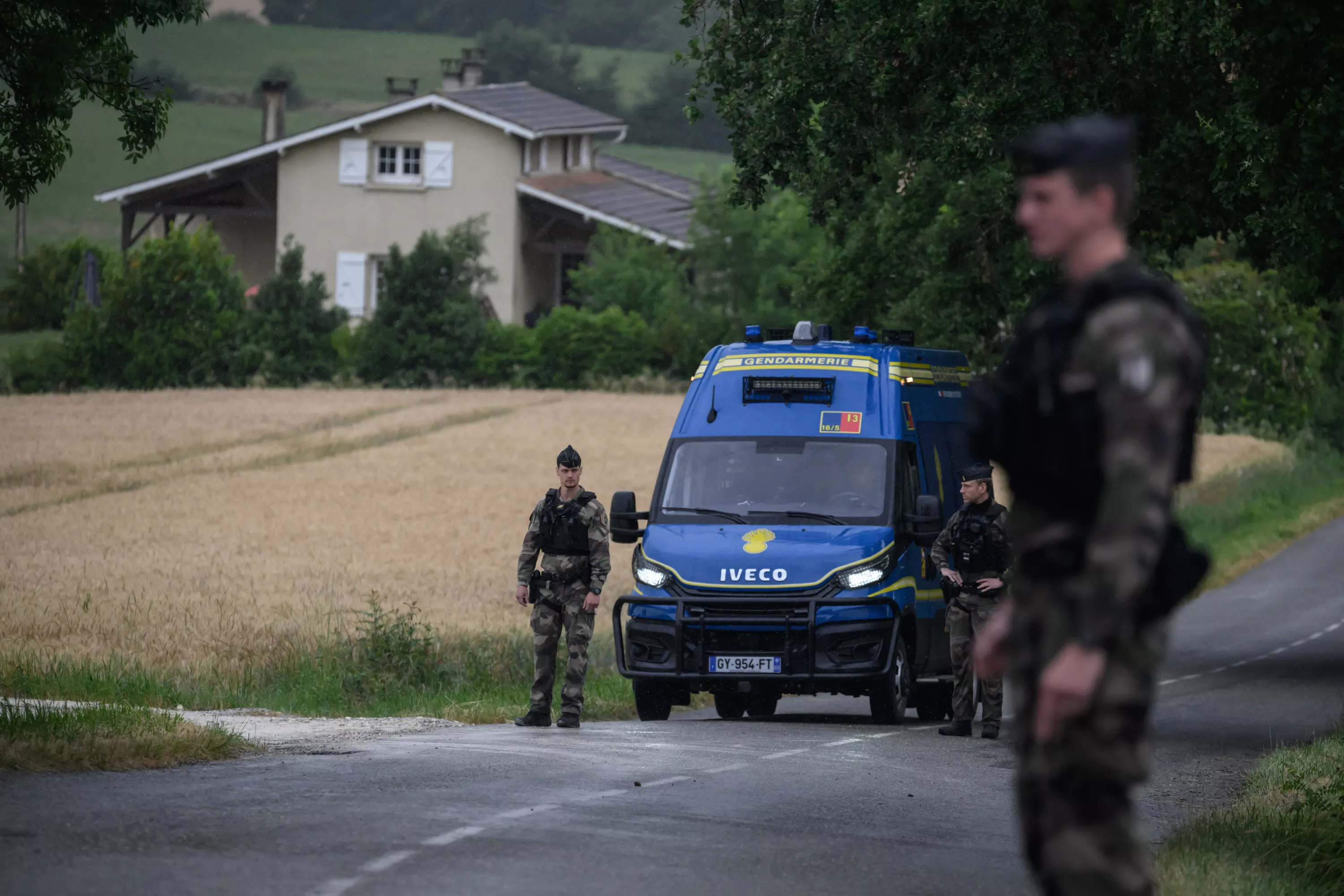EN DIRECT - Disparition de Lyhanna : le maire de Fleurance, où a disparu la jeune fille, évoque un «dysfonctionnement d’État»
