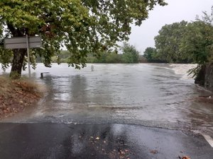 EN DIRECT Épisode méditerranéen : crues, pluie-inondation et orages… le Gard, l’Hérault et les Pyrénées-Orientales encore en vigilance jaune