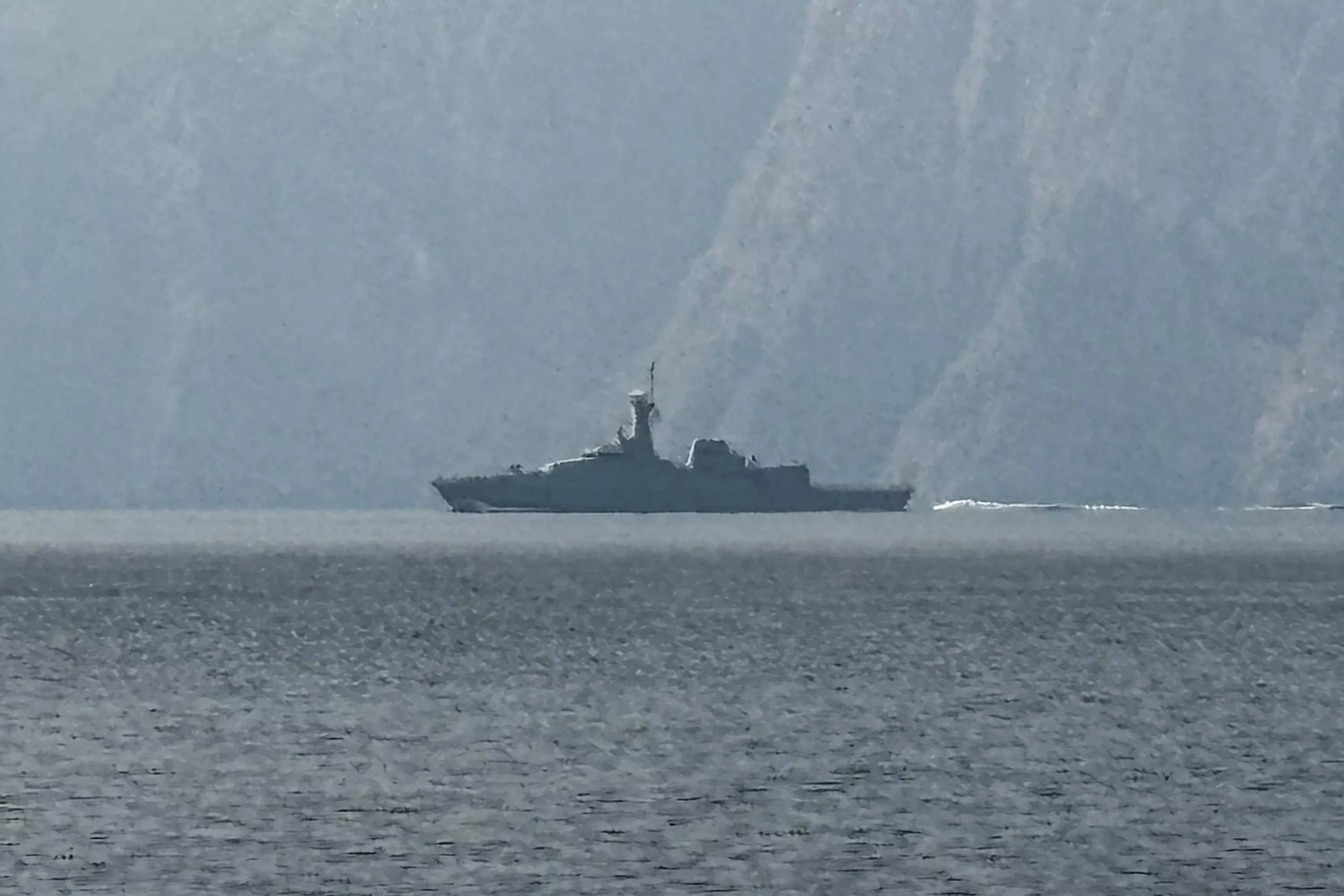 EN DIRECT - Guerre au Moyen-Orient : Téhéran a tiré des «missiles d’avertissement» contre deux navires américains en mer d’Oman, assure l’armée iranienne