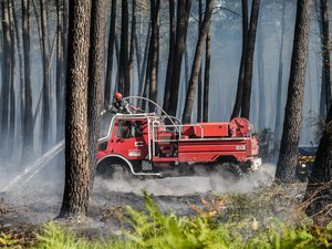 EN DIRECT Incendie en Gironde : une nouvelle cellule de crise du gouvernement prévue ce soir… Les dernières informations