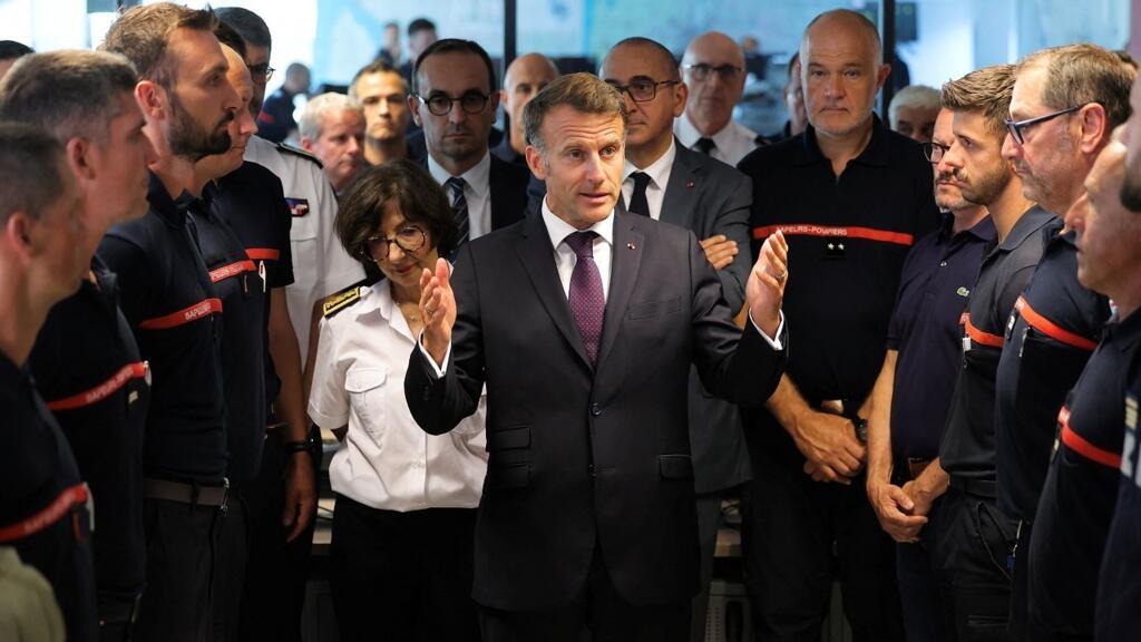 EN DIRECT - Incendies en France: Macron annonce que le feu dans les Landes «est fixé» mais que «les semaines à venir seront dures»