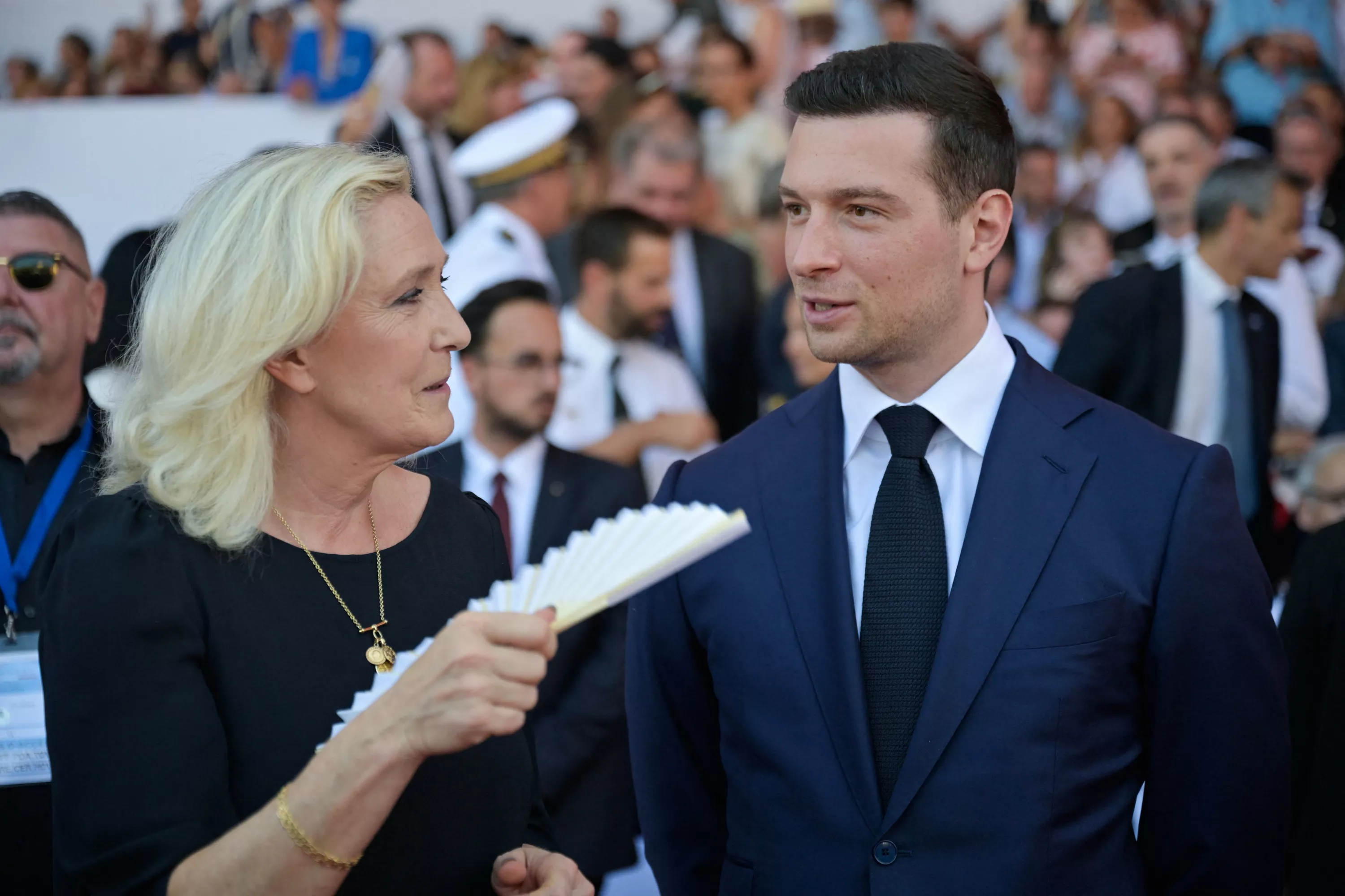 EN DIRECT - Présidentielle 2027 : «Il appartient à Marine le Pen de porter le destin de nos compatriotes sur ses épaules», déclare Jordan Bardella