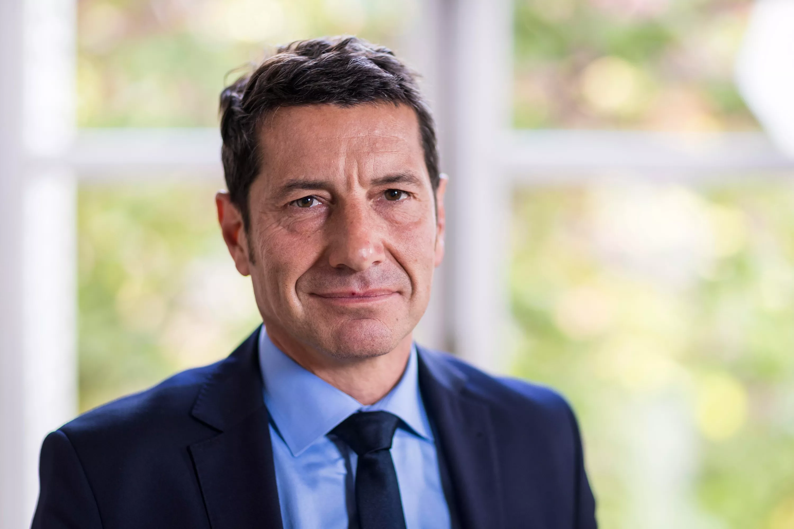 EN DIRECT - Présidentielle 2027 : David Lisnard veut «couper le robinet de l’immigration» et «rétablir le délit de séjour illégal en France»