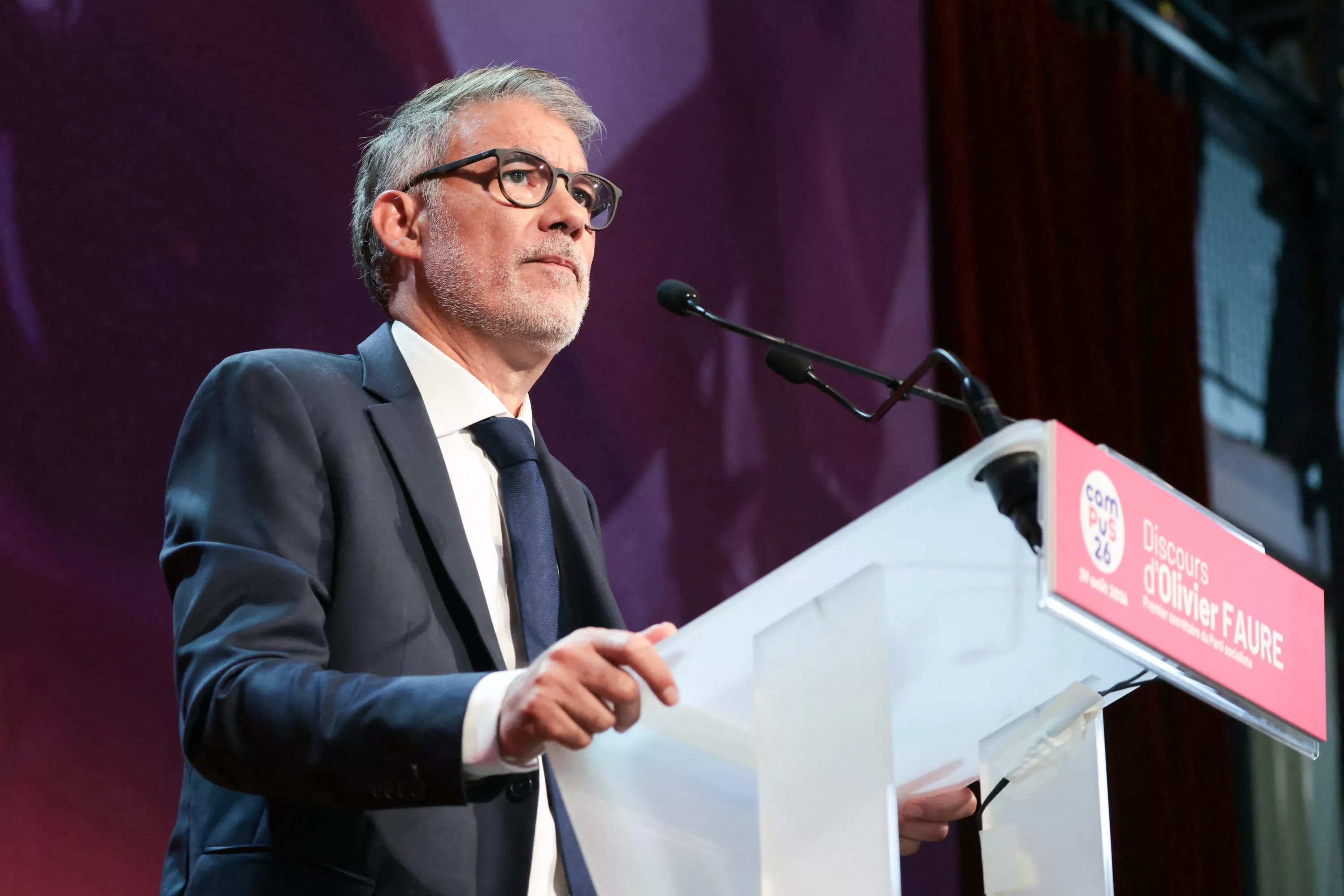 EN DIRECT - Présidentielle 2027 : Olivier Faure va être candidat à la primaire de la gauche, Édouard Philippe attendu ce dimanche avec Gérald Darmanin