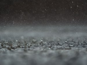 Épisode méditerranéen dans le Gard, l’Hérault et la Lozère : jusqu’à 350 mm dans les Cévennes, plus de 200 mm possibles en plaine