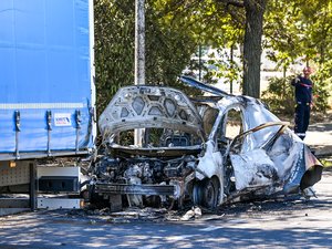 Explosion d’un véhicule dans le secteur du kilomètre delta : un homme grièvement blessé, imposant dispositif de secours