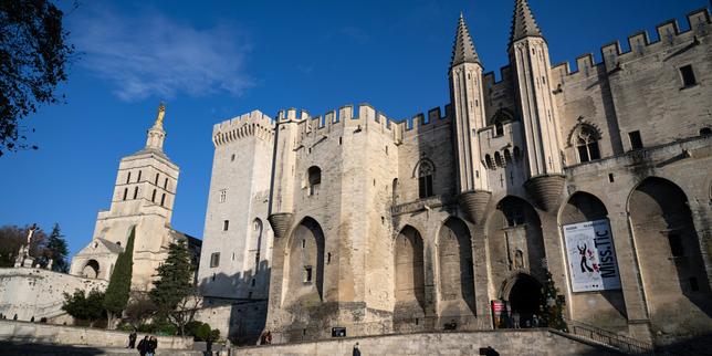 A Avignon, Macha Makeïeff meurtrie par l’annulation de son exposition au Palais des papes