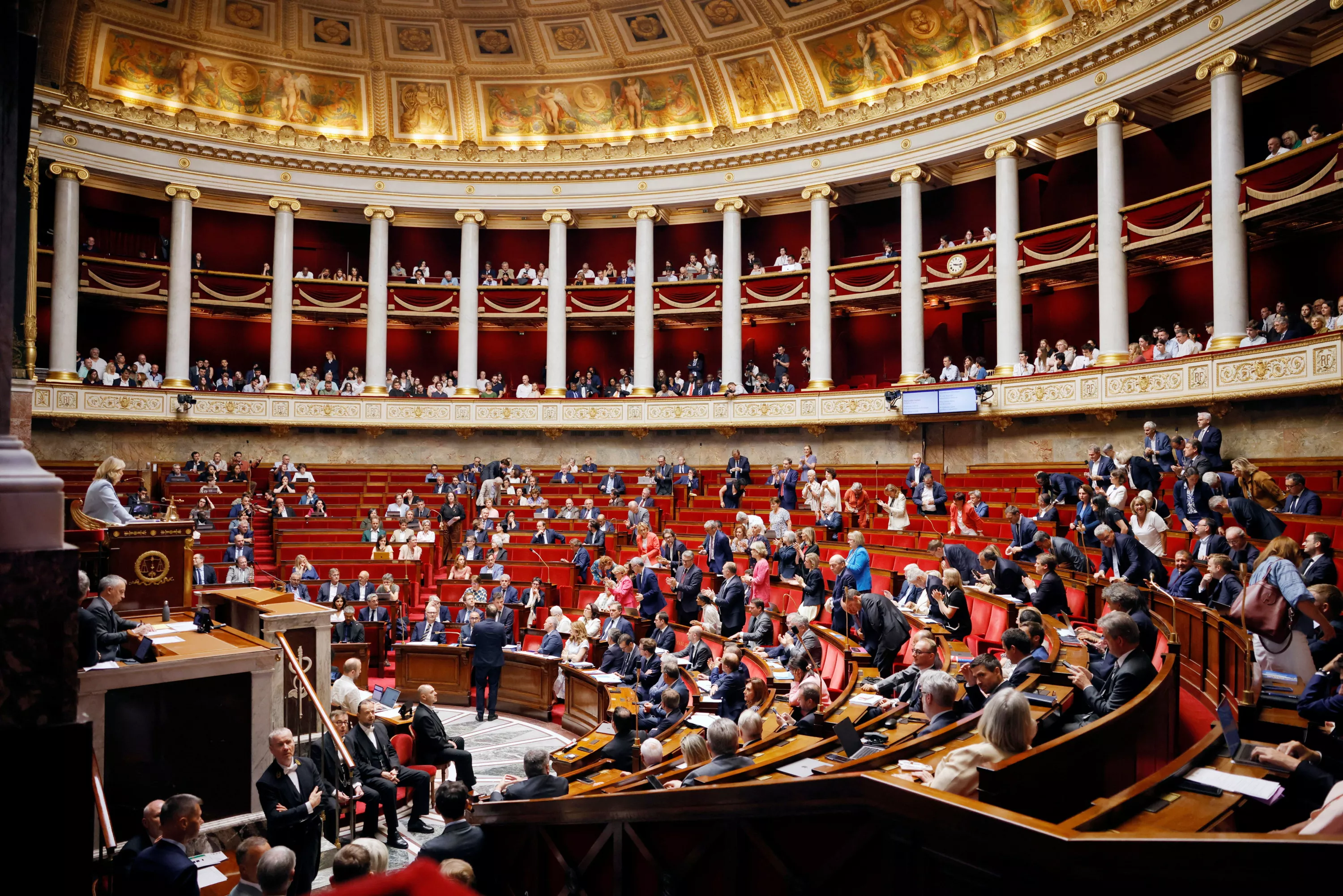 Fin de vie : la loi légalisant l’euthanasie et le suicide assisté définitivement adoptée à l’Assemblée