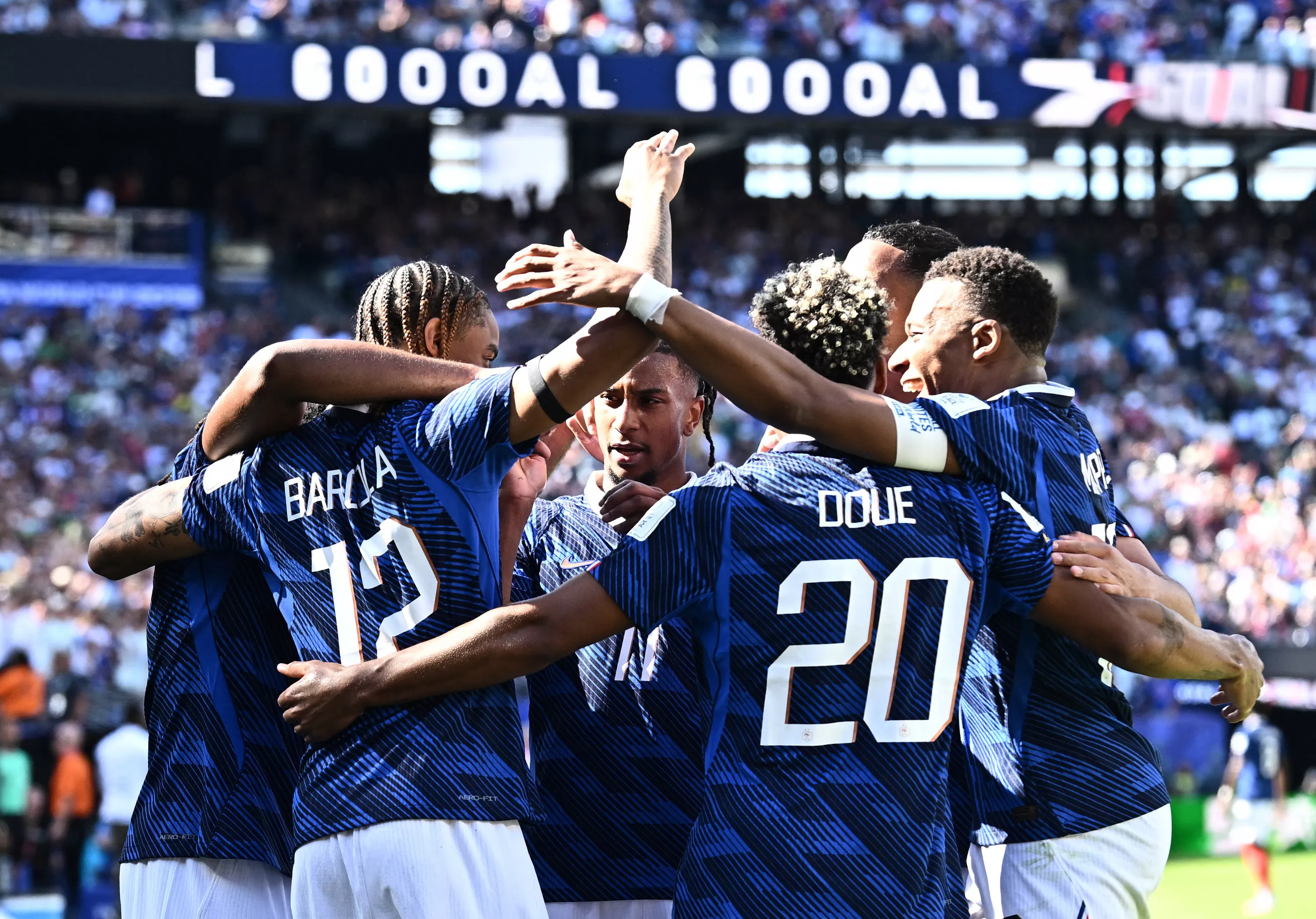 France-Sénégal : «On a eu besoin que le coach nous rentre dedans», avoue Bradley Barcola