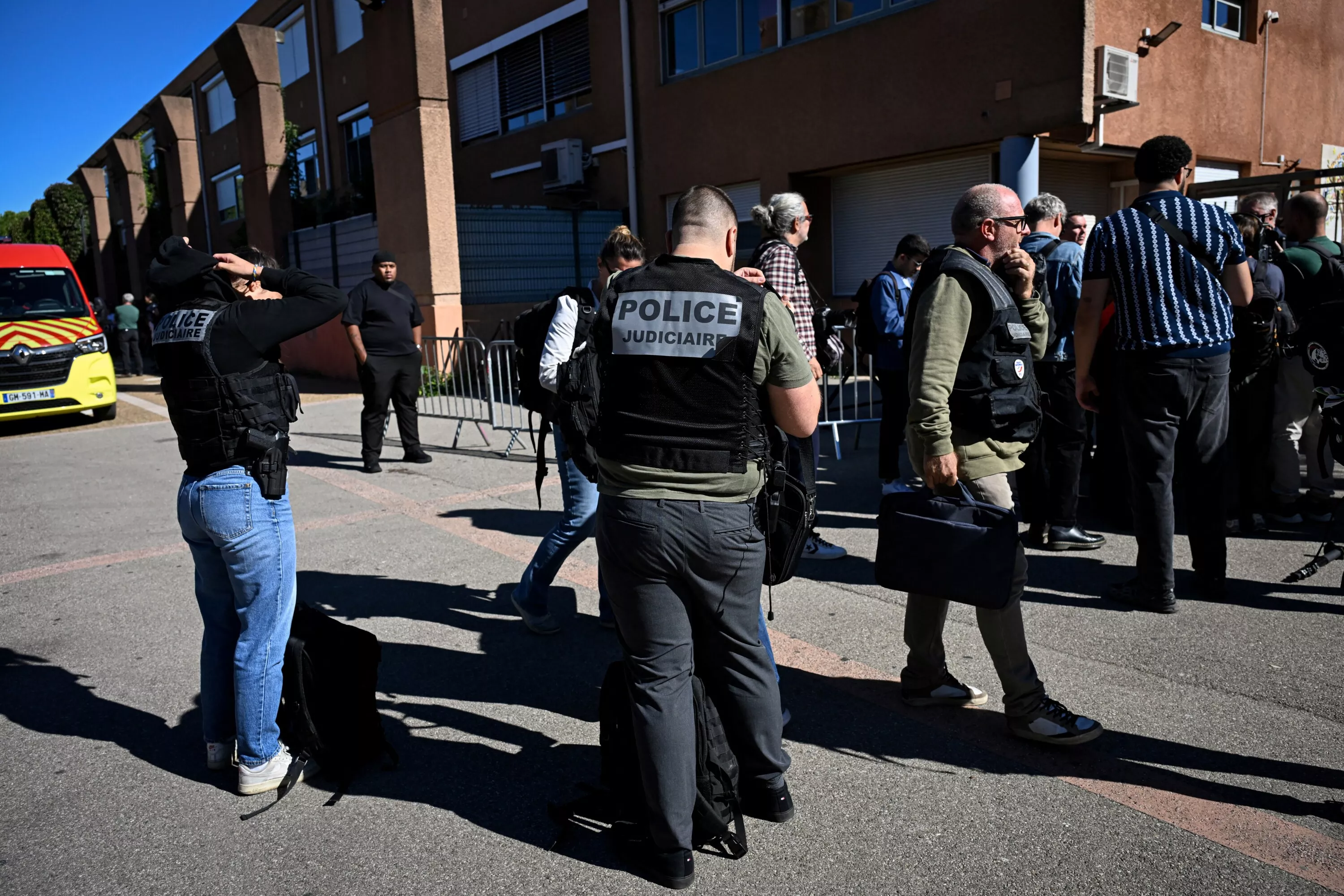 Fusillade dans un collège à Aubagne : un autre adolescent interpellé et placé en garde à vue