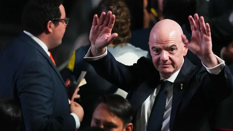 Gianni Infantino va profiter d’un tournoi junior en République dominicaine pour briser le front de ses opposants