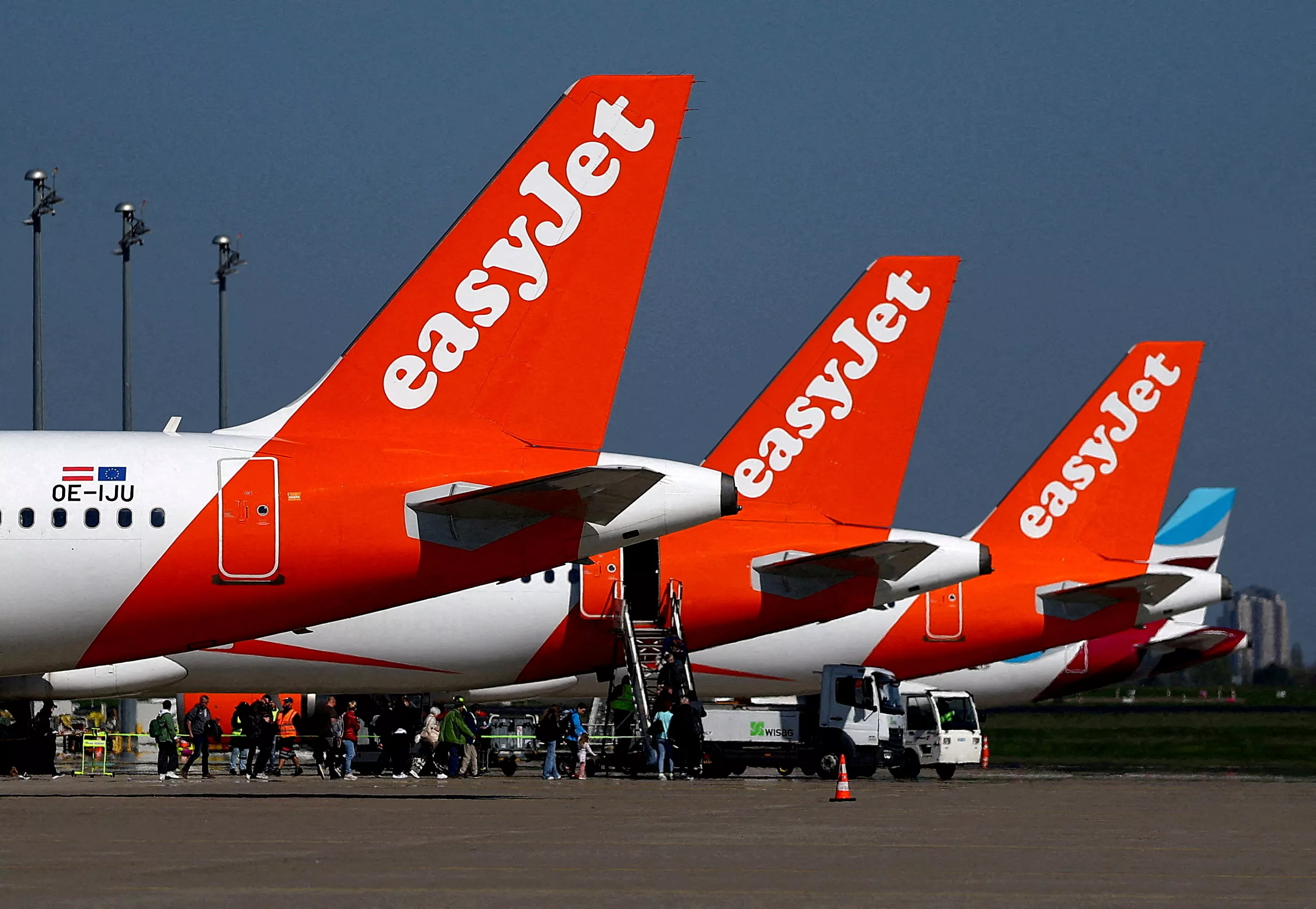 Grève chez EasyJet : «une centaine» de vols annulés lors du week-end du 15 août, indique la compagnie aérienne