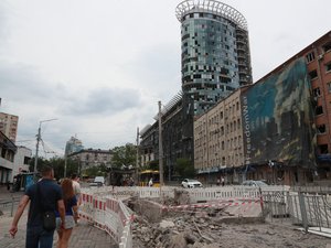 Guerre en Ukraine : Moscou visée par 600 drones, Kiev sous le feu des missiles balistiques, le bilan s’alourdit