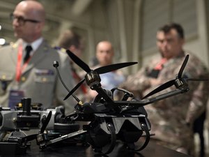 Guerre en Ukraine : un ressortissant biélorusse, soupçonné d’espionnage dans une usine française de drones militaires, est mis en examen