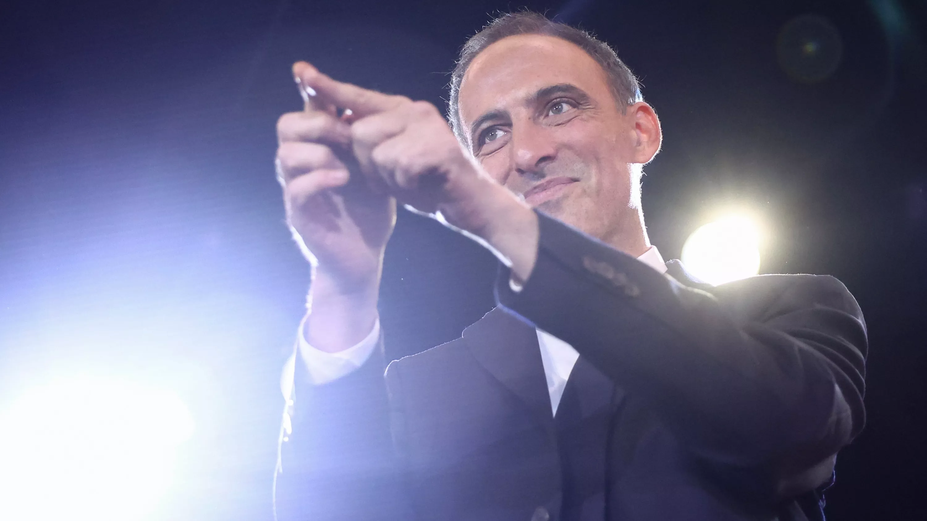 Guillaume Tabard : «Pour Raphaël Glucksmann, une sortie par le haut d’une épreuve redoutée»