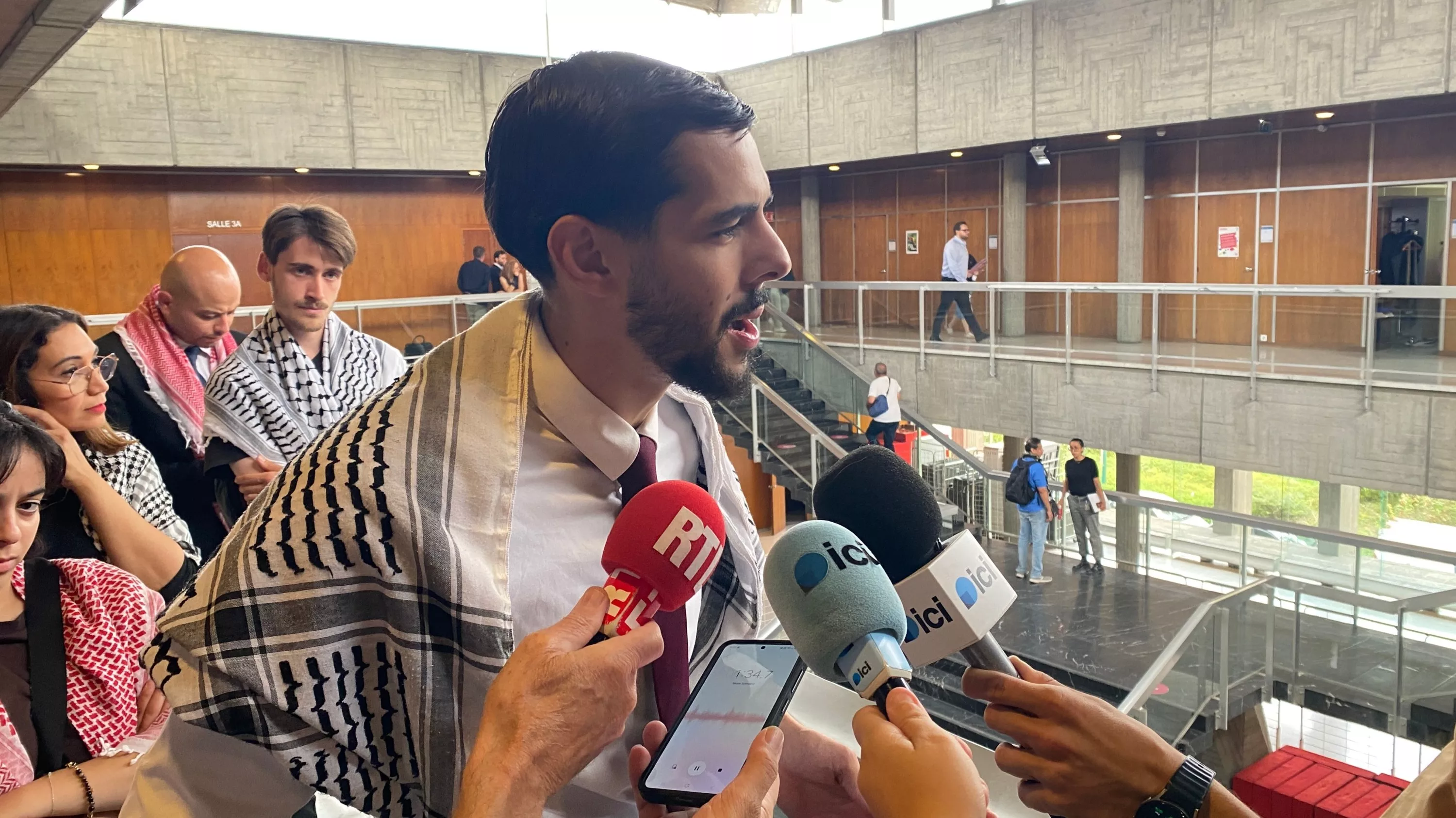Heurts entre élus LFI et police municipale à Grenoble, où la tension se cristallise autour de la question palestinienne