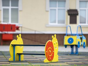 Horreur dans une école d’Occitanie : deux garçons de 5 ans accusés d’avoir violé une petite fille dans la cabane de la cour de récréation