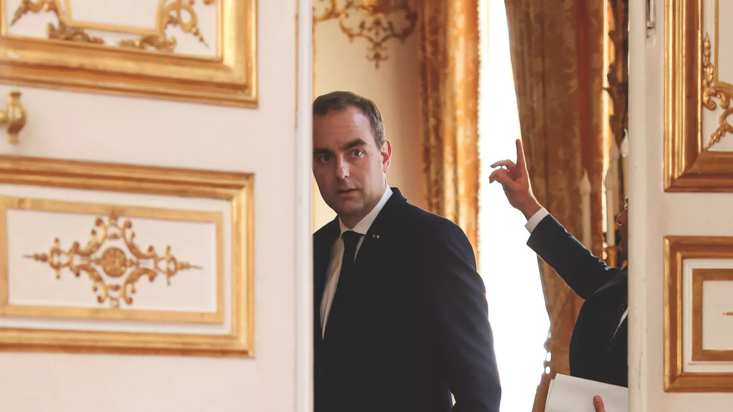 « Il attend le bon moment pour surgir » : Sébastien Lecornu, la possibilité d’un recours