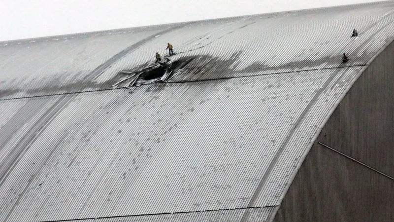 Il manque encore 240 millions d'euros pour réparer le dôme de Tchernobyl: la France et le G7 ont déjà mis au pot mais veulent mobiliser après les dégâts causés par un drone russe