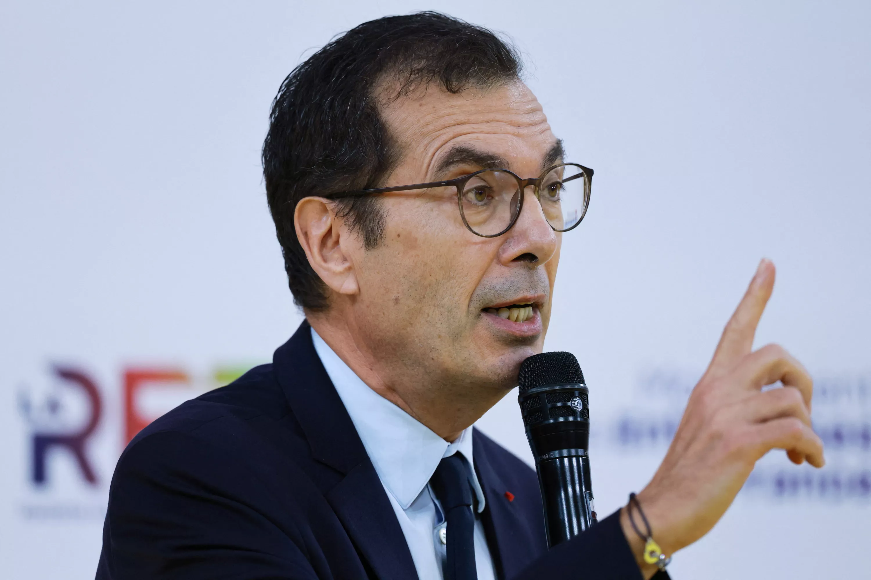 «Il n’est pas anormal de faire appel à un effort des retraités» pour le prochain budget, soutient le ministre du Travail