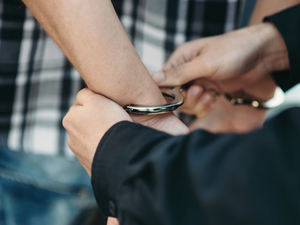 Il semblait préparer une attaque contre son ancien lycée : un adolescent de 15 ans