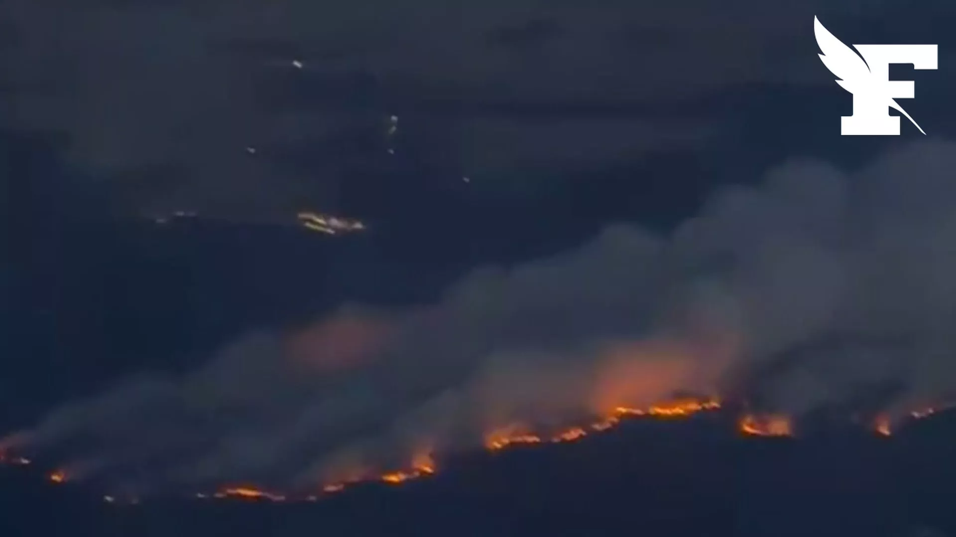 Incendie dans la forêt de Fontainebleau : des images aériennes impressionnantes révèlent l’ampleur des flammes