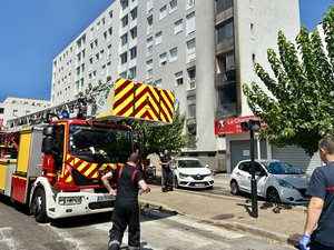 Incendie dans un immeuble route de Beaucaire, à Nîmes : treize blessés légers, le secteur bouclé