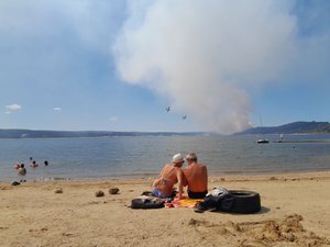 Incendie à Naussac : une centaine d’hectares parcourus par les flammes en fin d’après-midi, les pompiers toujours mobilisés