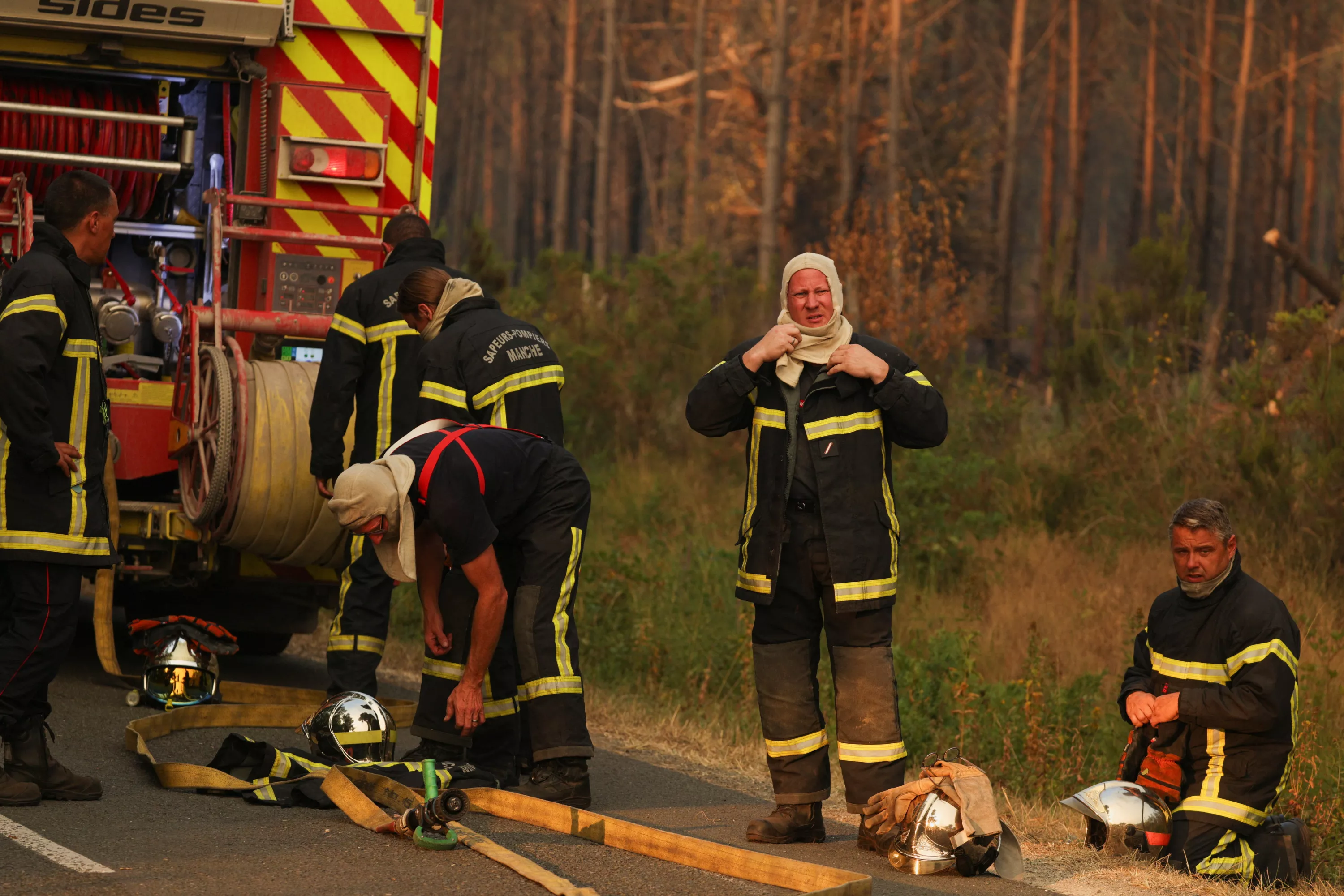 Incendies en Gironde : le feu toujours «stabilisé», mais des conditions météorologiques «défavorables» sont annoncées mercredi
