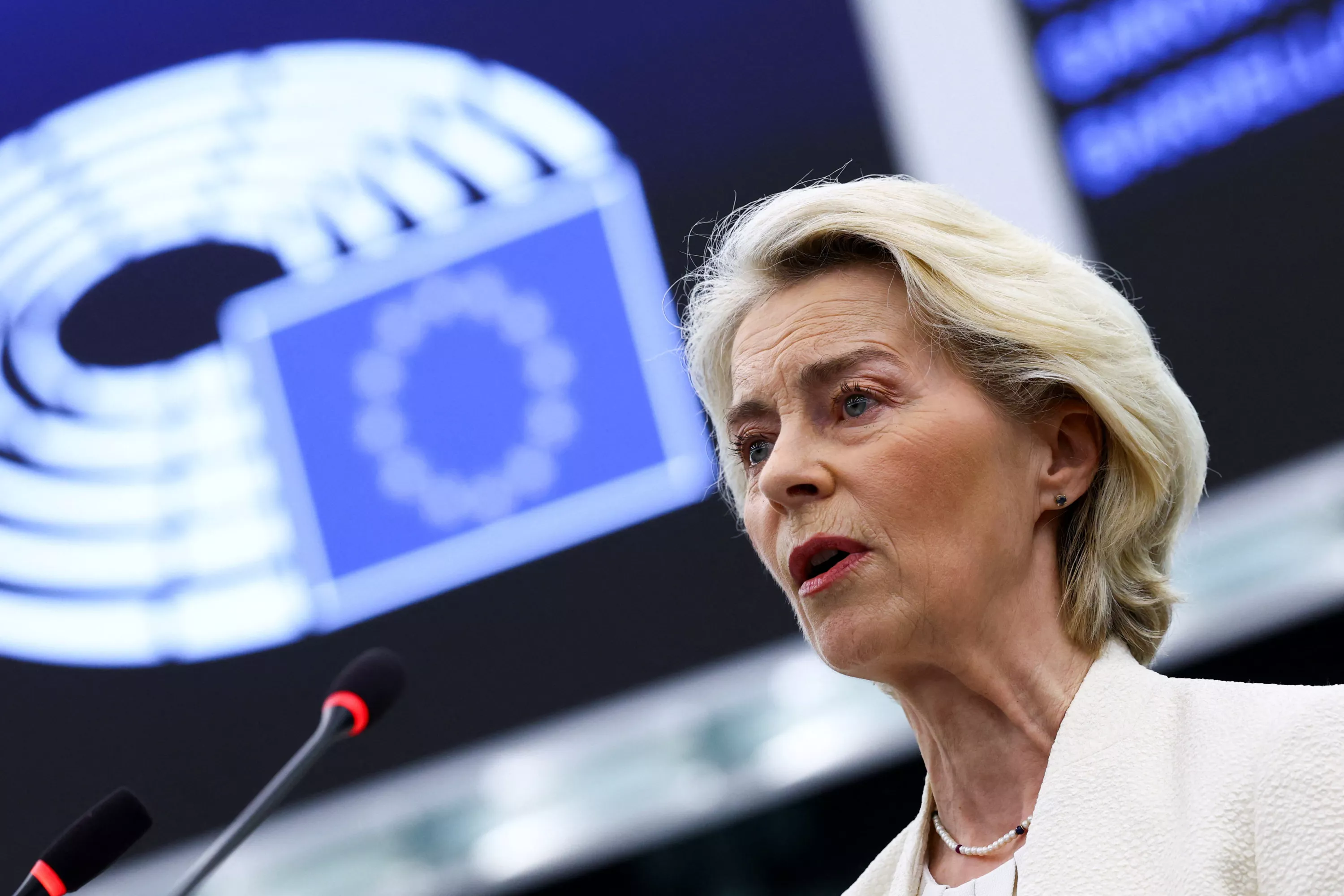 Interdiction des réseaux sociaux aux moins de 13 ans, Conseil de sécurité de l’UE, Canada… Ce qu’il faut retenir du discours d’Ursula von der Leyen