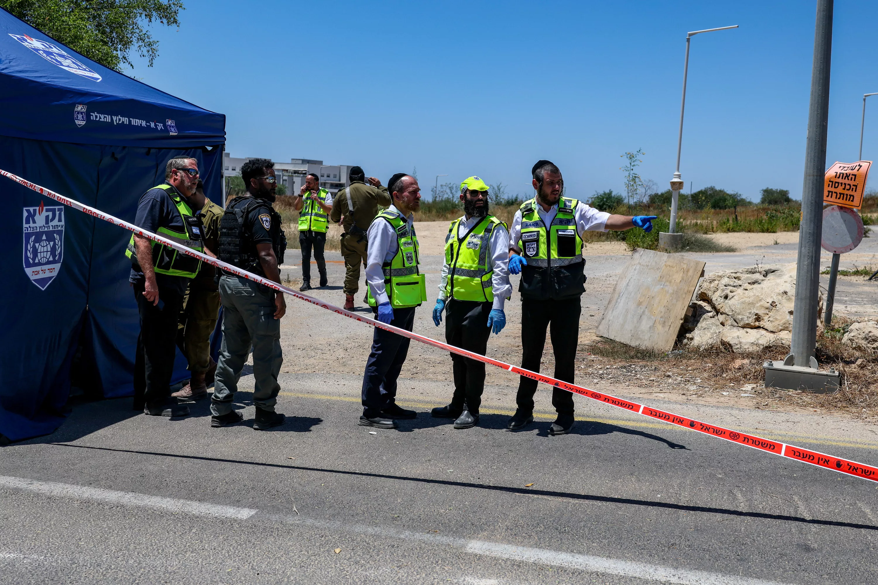 Israël : plusieurs fusillades dans le centre du pays, un mort et l’un des assaillants tué