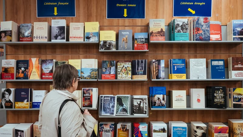 L'emblématique boutique du Quartier latin cherchera un repreneur: en redressement judiciaire, les librairies Gibert envisagent de supprimer près d'un poste sur six pour