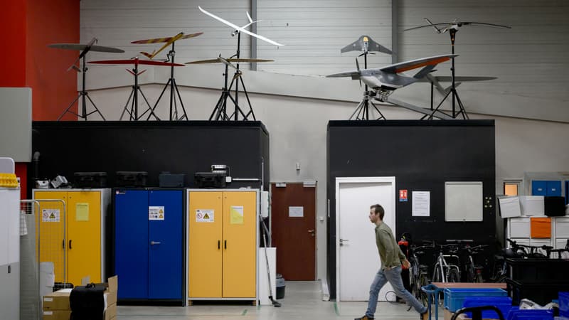 L'Ukraine va fabriquer 10 millions de drones cette année: les partenariats entre groupes automobiles et dronistes se multiplient en France pour parvenir à en produire 60.000 par an