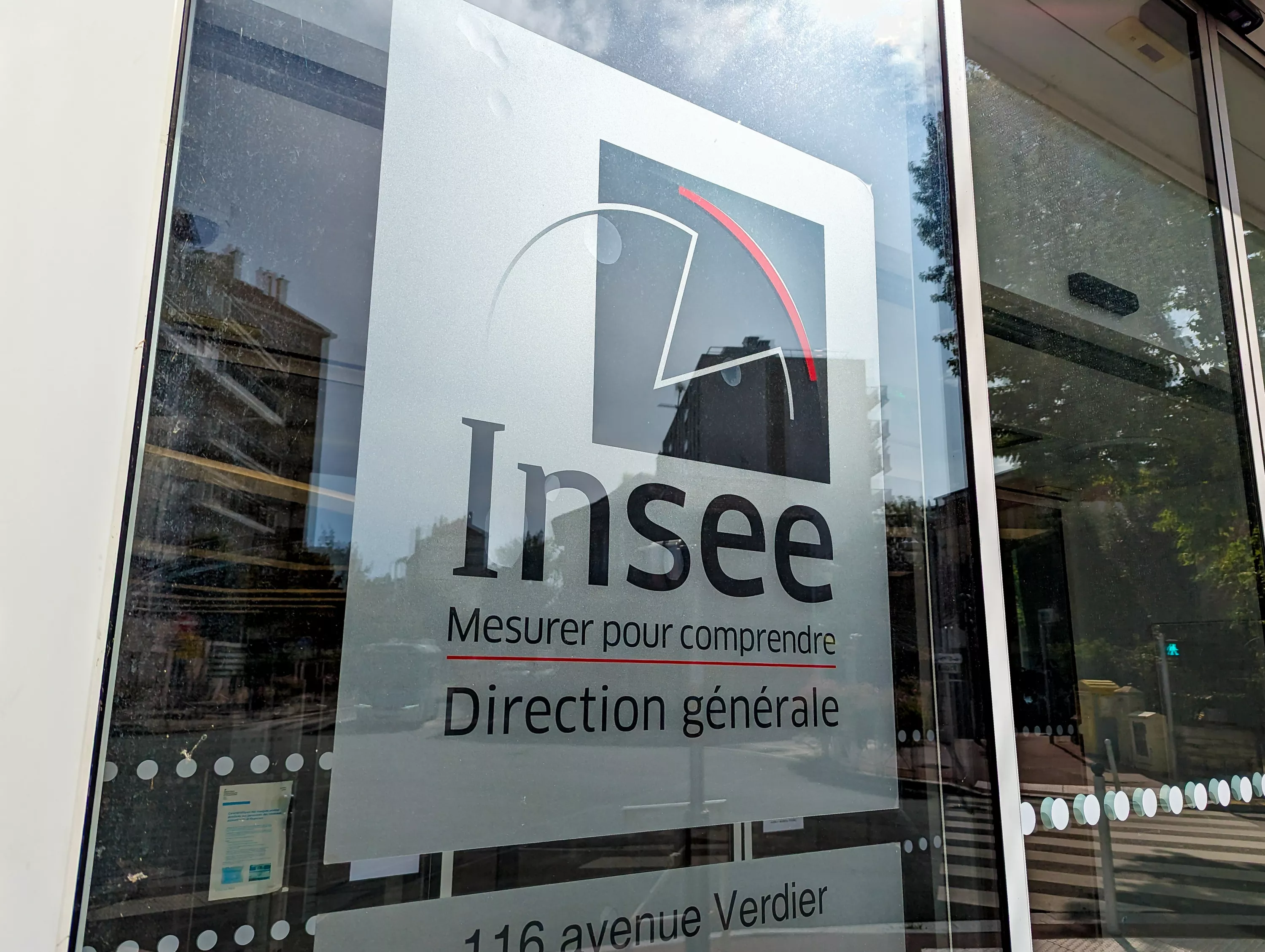 La consommation des ménages français recule de 0,5% en août, selon l’Insee