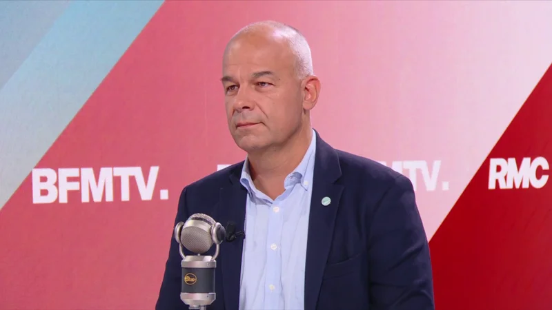 La FNSEA demande au gouvernement que l'aide aux agriculteurs pour l'achat de GNR passe de 15 à 30 centimes d'euros par litre, invoquant l'envolée des prix des carburants
