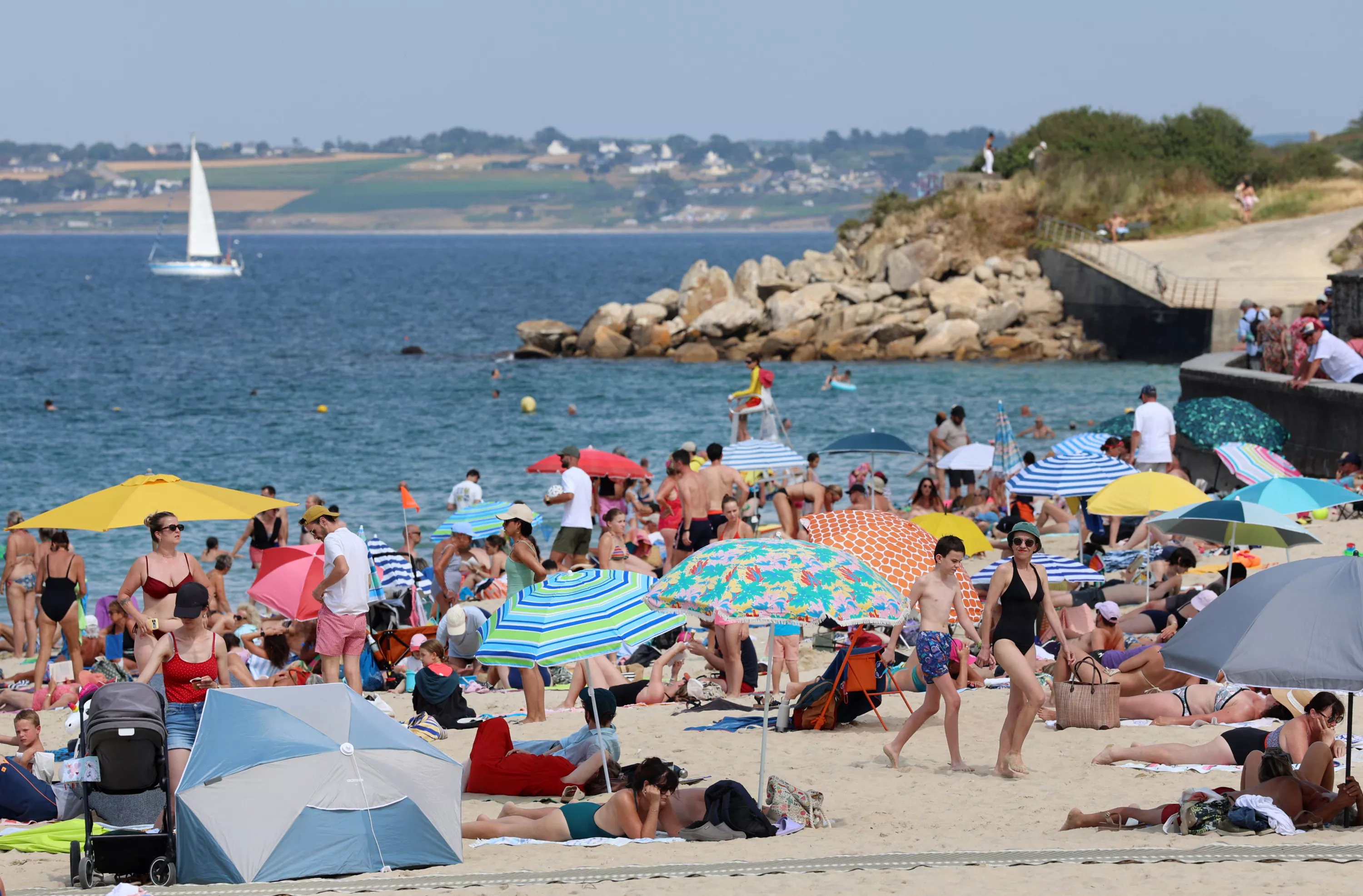 La météo du lundi 10 août : vingt-deux départements placés en vigilance orange canicule