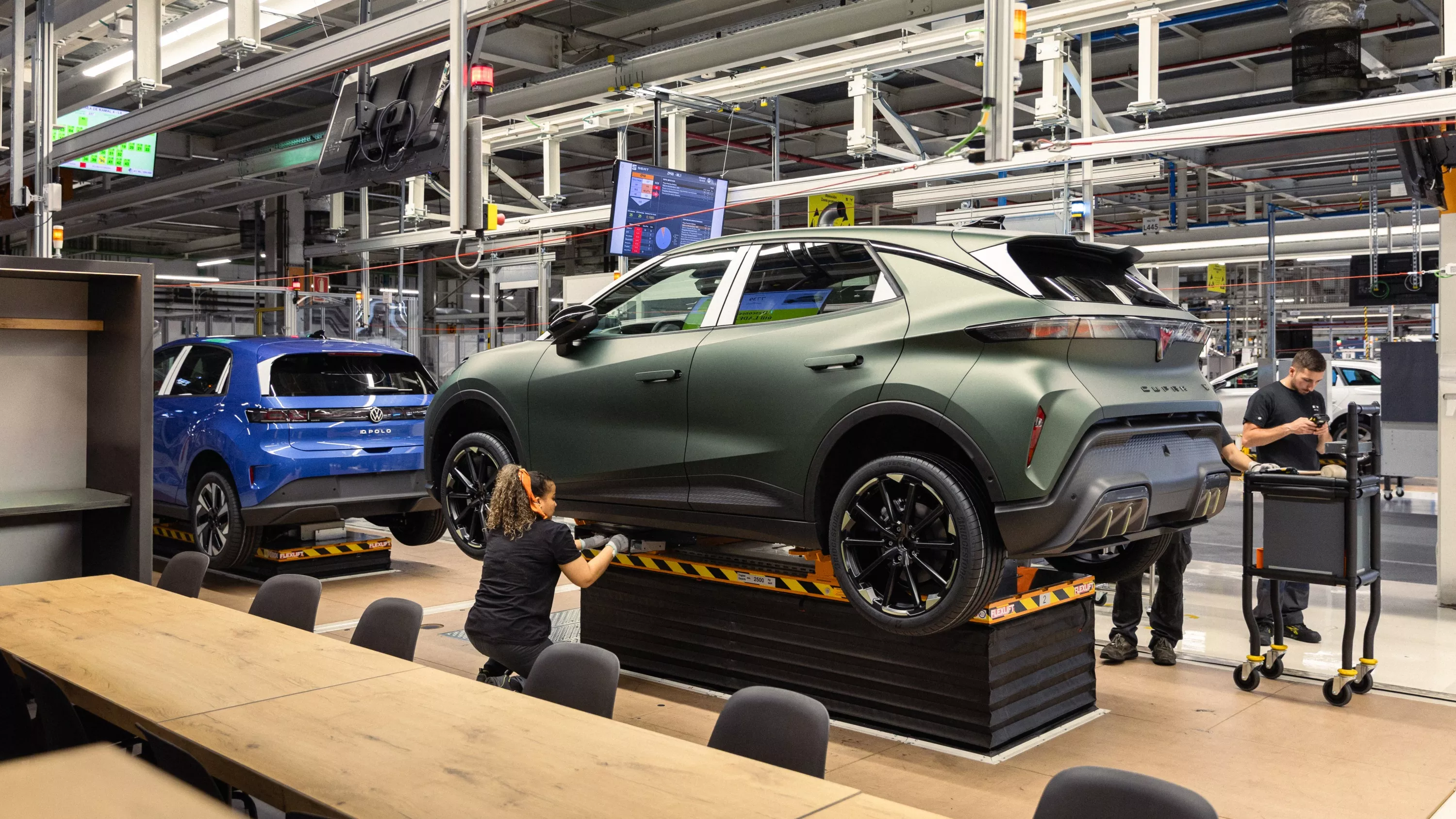 La success-story de Cupra, cette marque espagnole de Volkswagen qui a fait le pari d’un design clivant