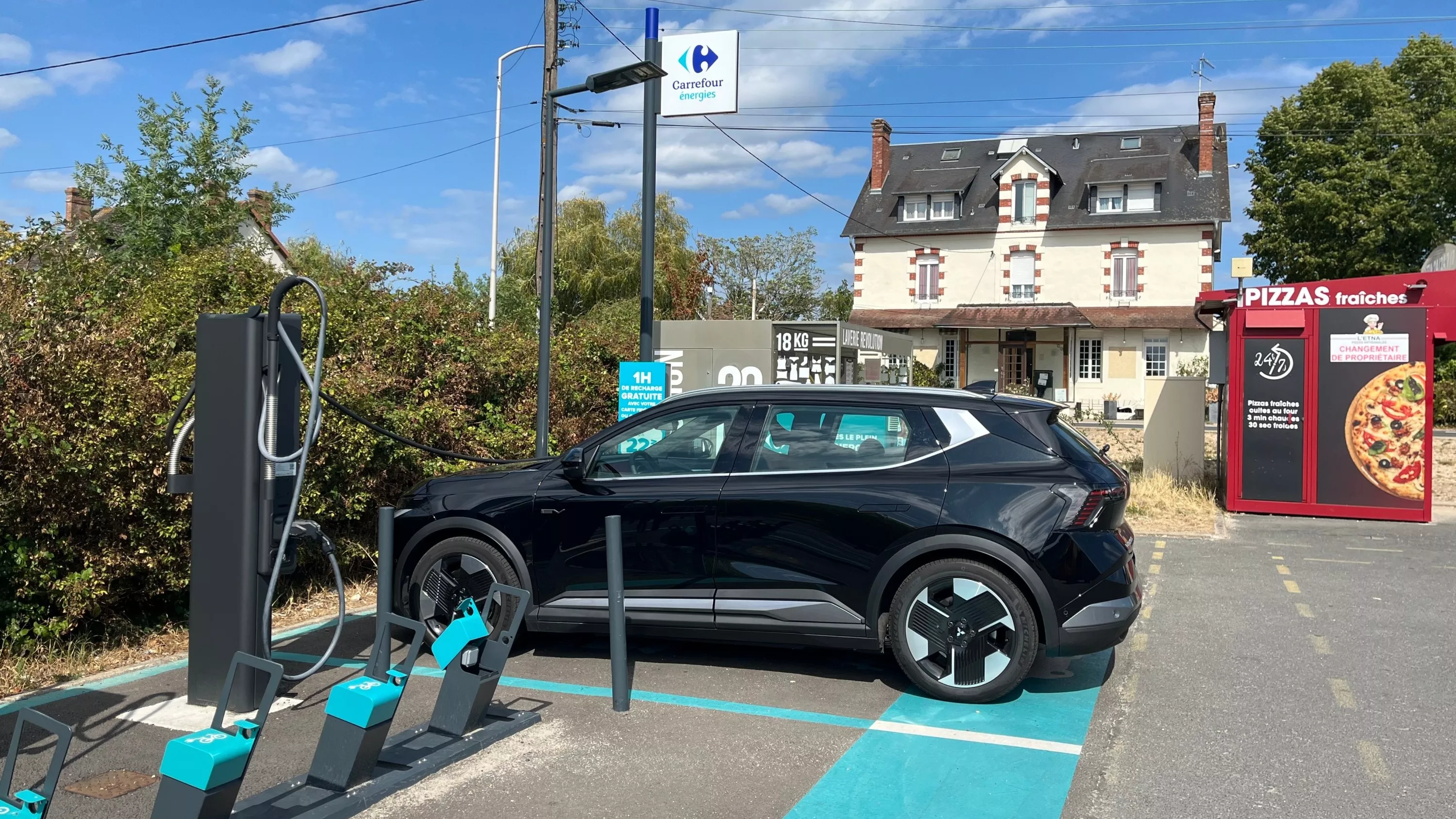 La voiture électrique n’était pas faite pour moi, mais j’ai franchi le pas : mon avis après 2500 km