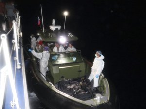 Le bilan s’alourdit après le terrible incendie d’un ferry : 41 nouveaux corps découverts dans le navire calciné, 76 morts au total
