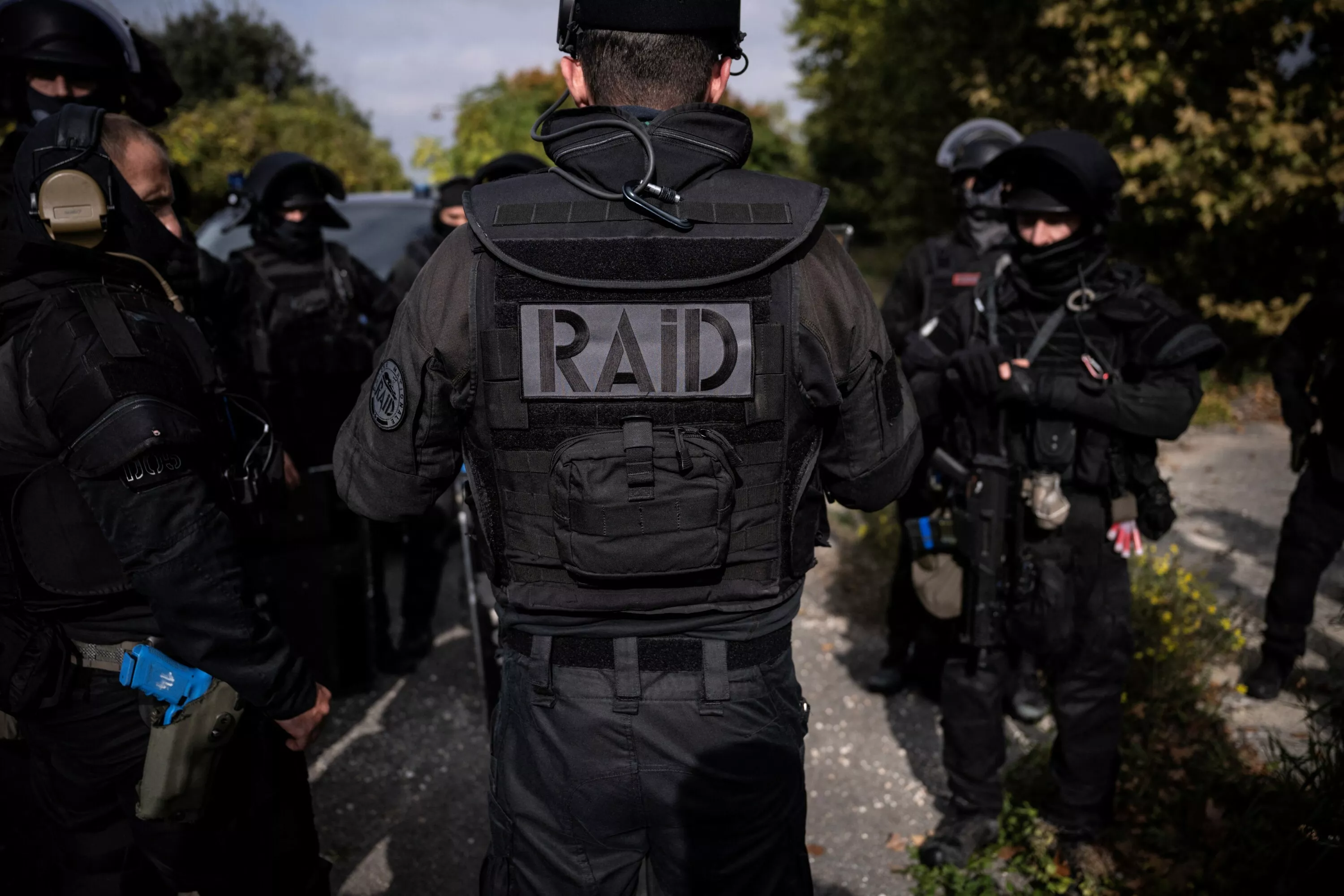 Le maire d’Alès, menacé de mort par la DZ Mafia, exfiltré de son domicile par le Raid