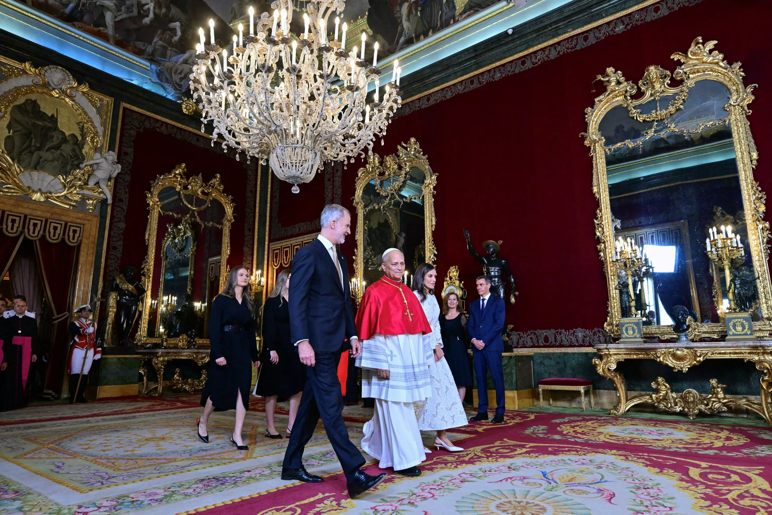Le pape Léon XIV appelle l’Espagne «à fuir les approches identitaires qui peuplent le monde de fantômes et d’ennemis»