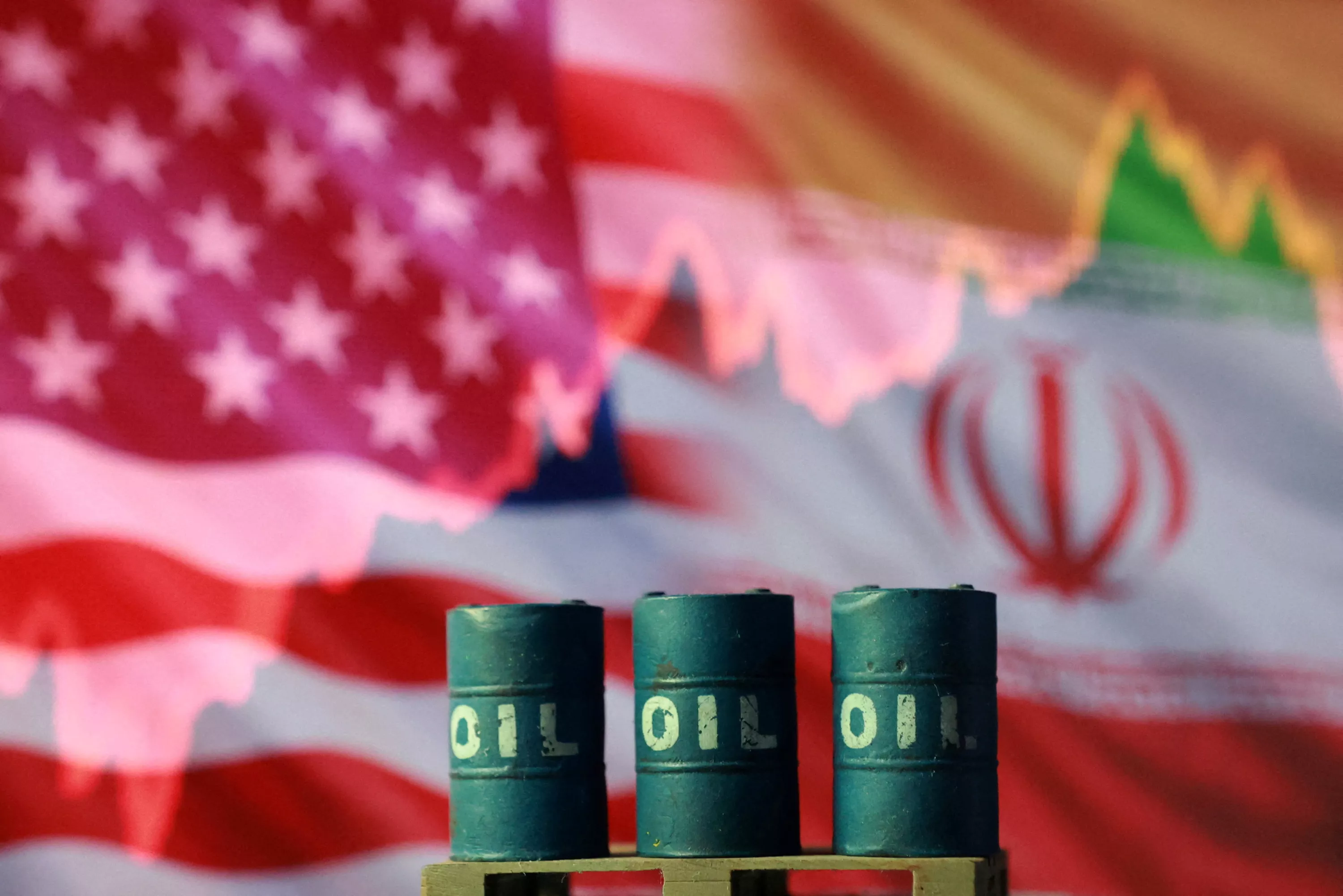 Le pétrole chute de plus de 5% après l’annonce de nouvelles négociations entre les États-Unis et l’Iran