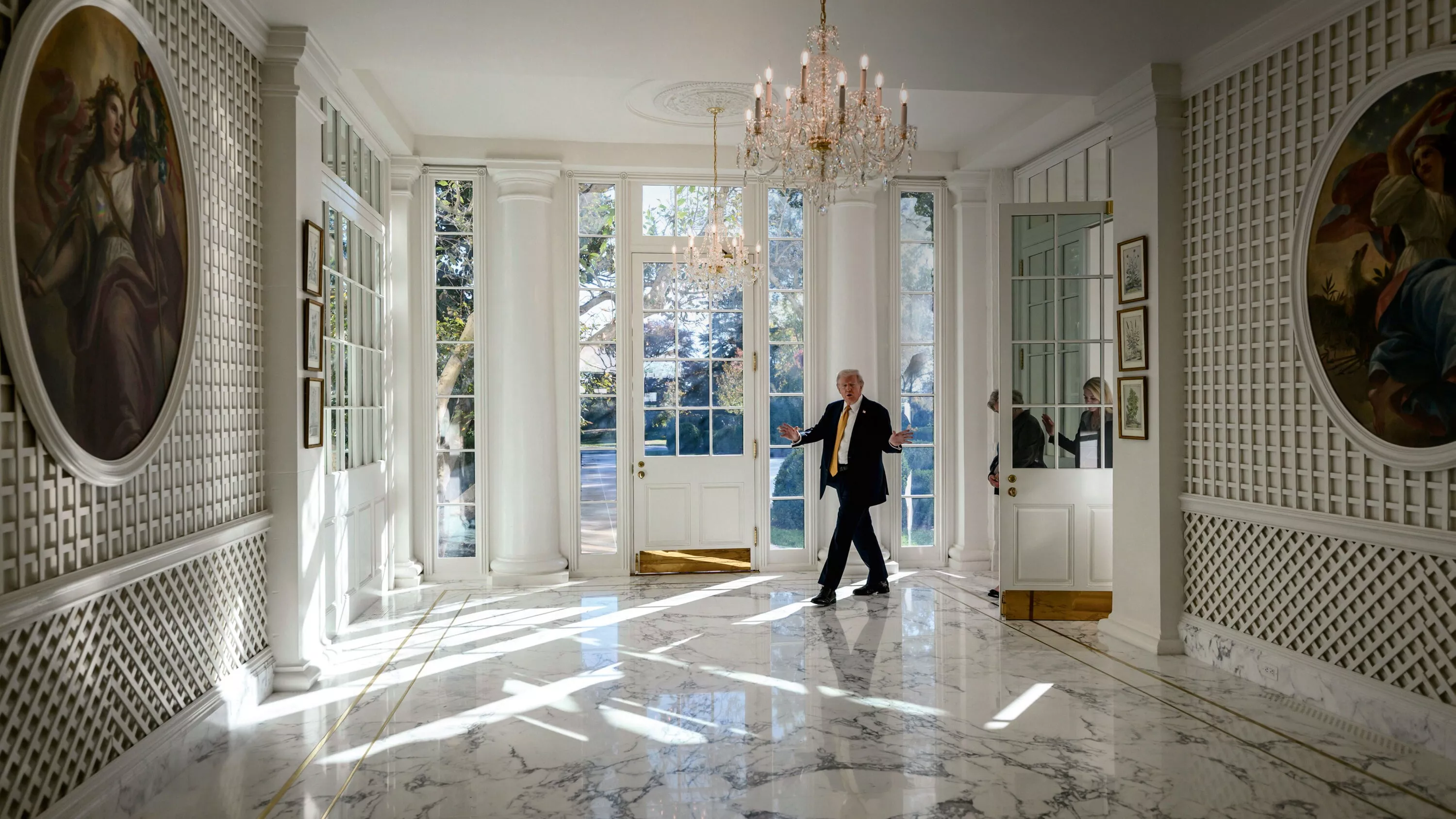 « Le président est suivi en permanence » : dans les coulisses de la Maison-Blanche, temple de la plus vieille démocratie du monde