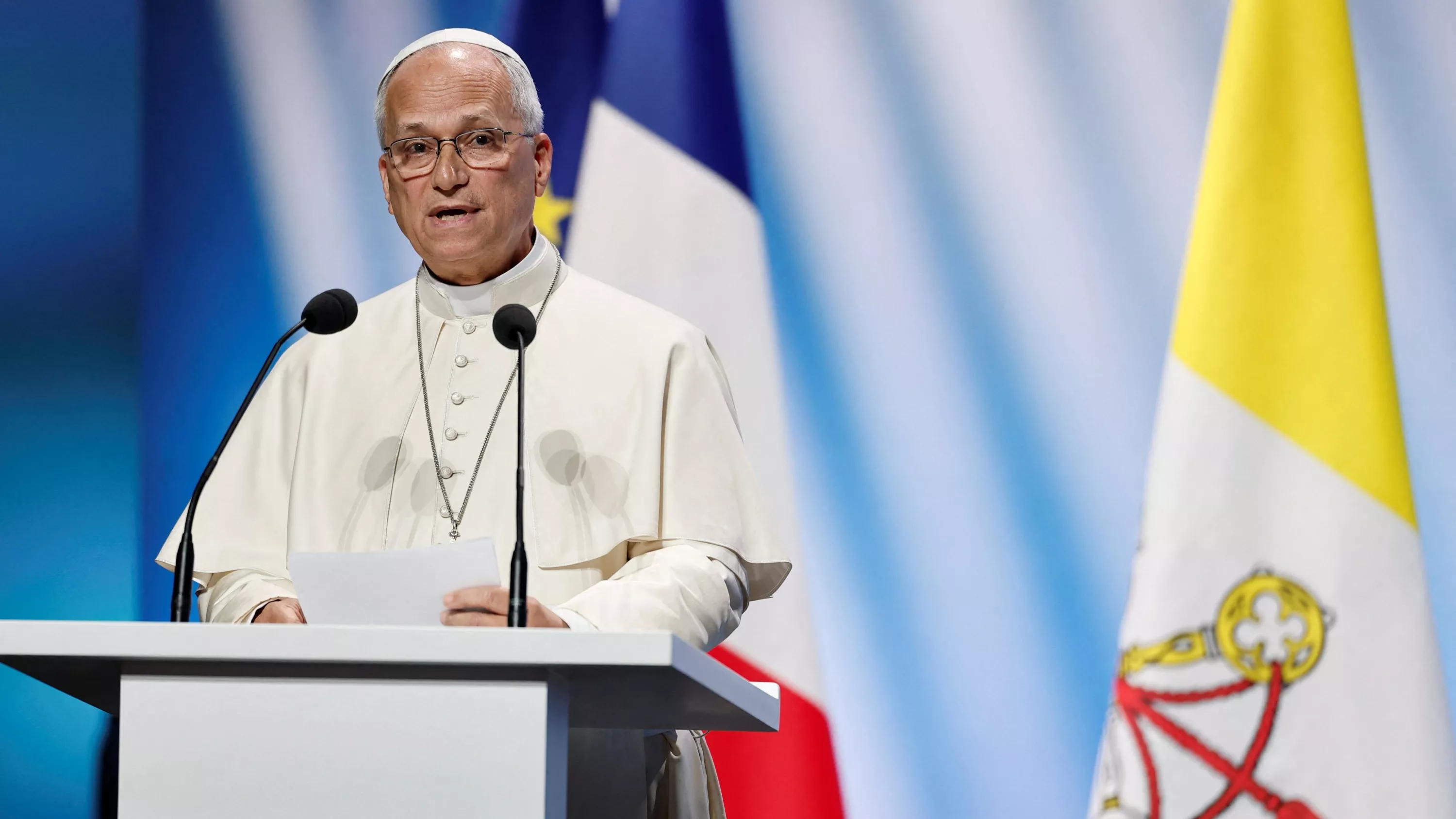 Léon XIV à Metz : le pape conditionne l’accueil des migrants à la «redécouverte de nos racines»