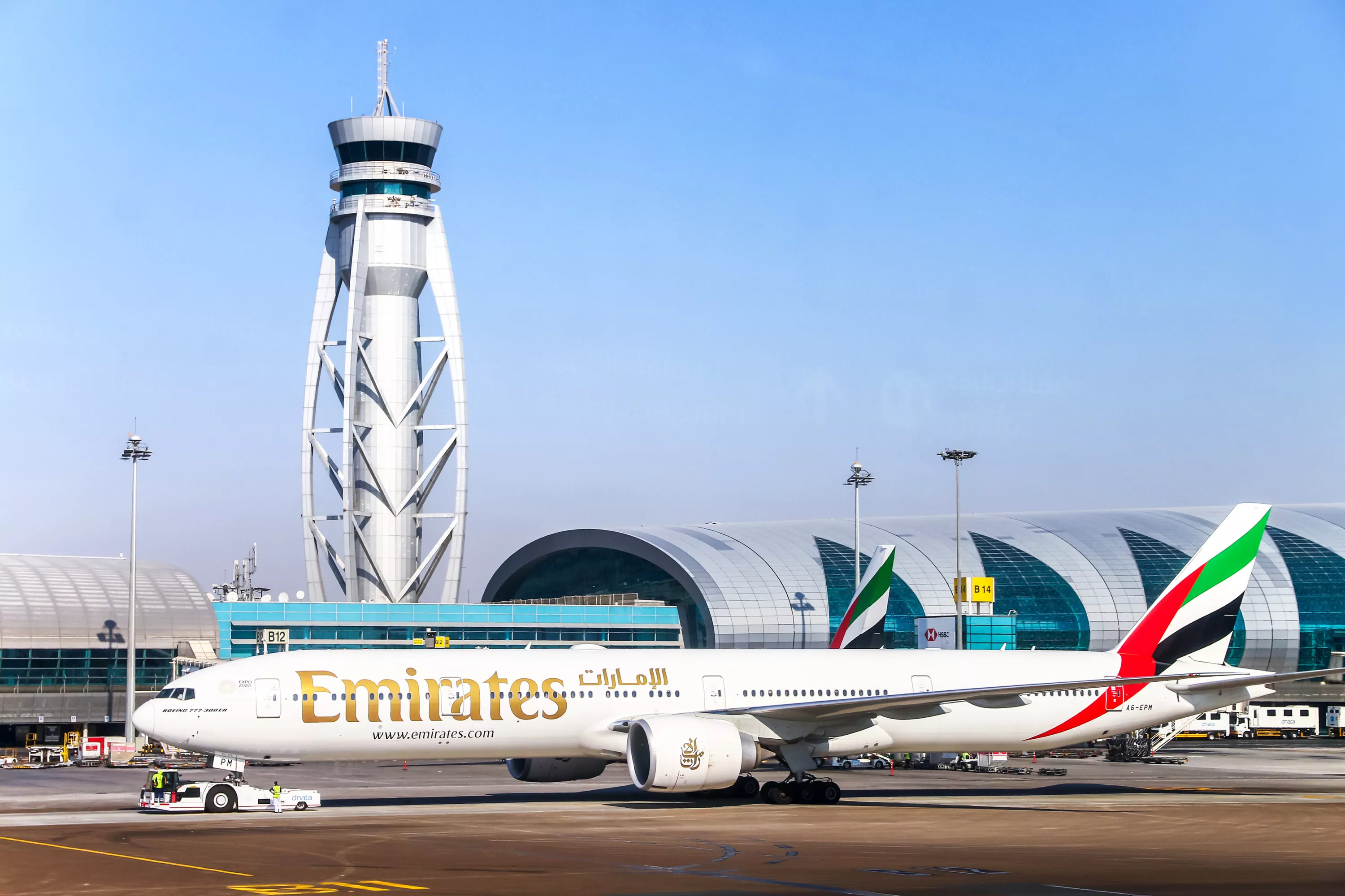 Les aéroports de Dubaï et Doha durablement affectés par le conflit au Moyen-Orient
