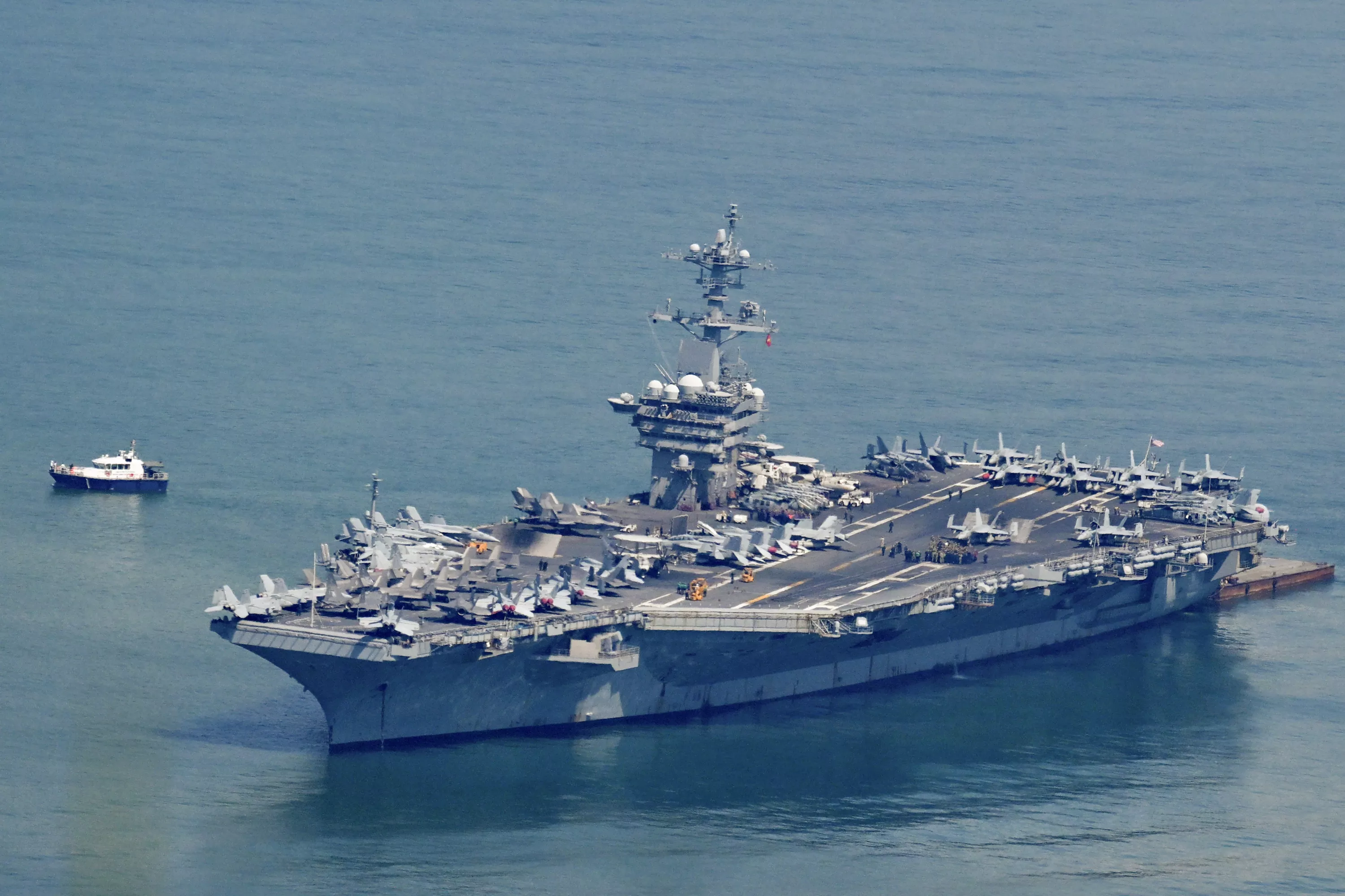 Les États-Unis ont déployé un nouveau porte-avions au Moyen-Orient